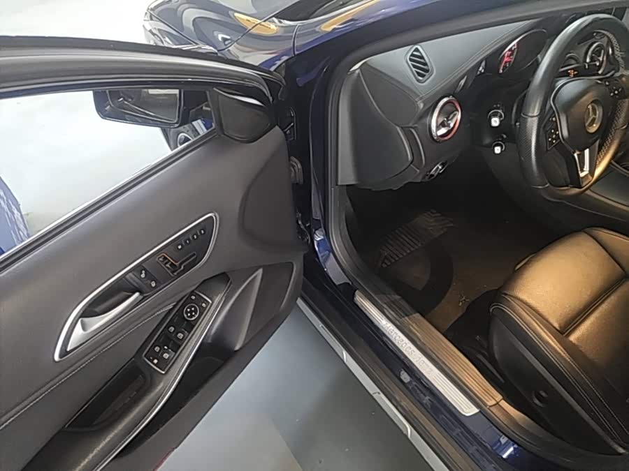 Mercedes-Benz GLA 2016 — фото 16