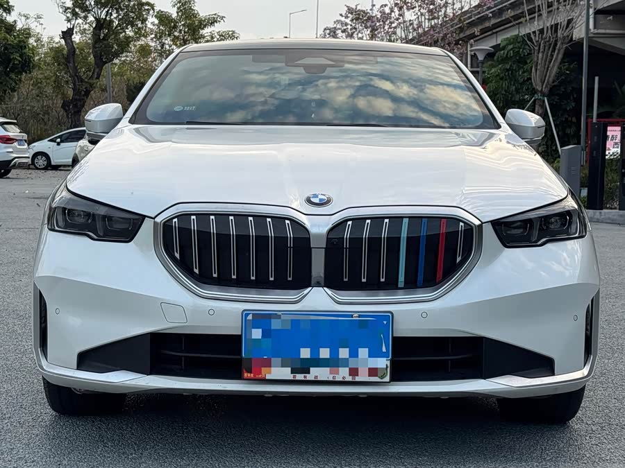 BMW 5 Series 2024