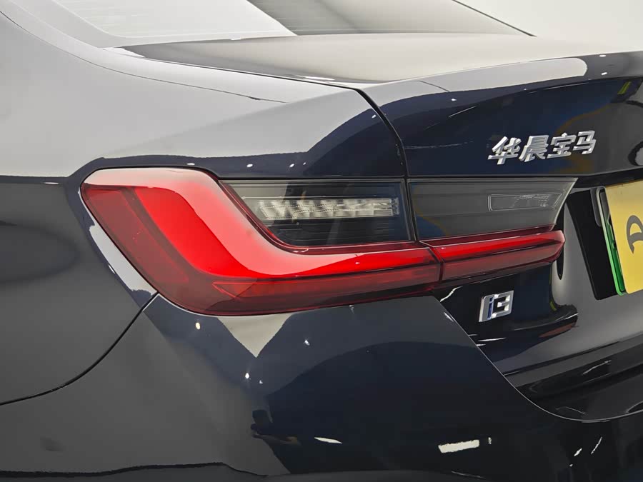BMW i3 2022 — фото 13