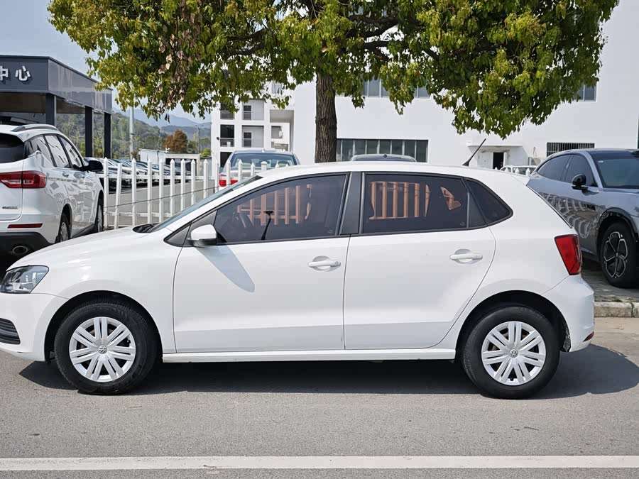 Volkswagen Polo 2016