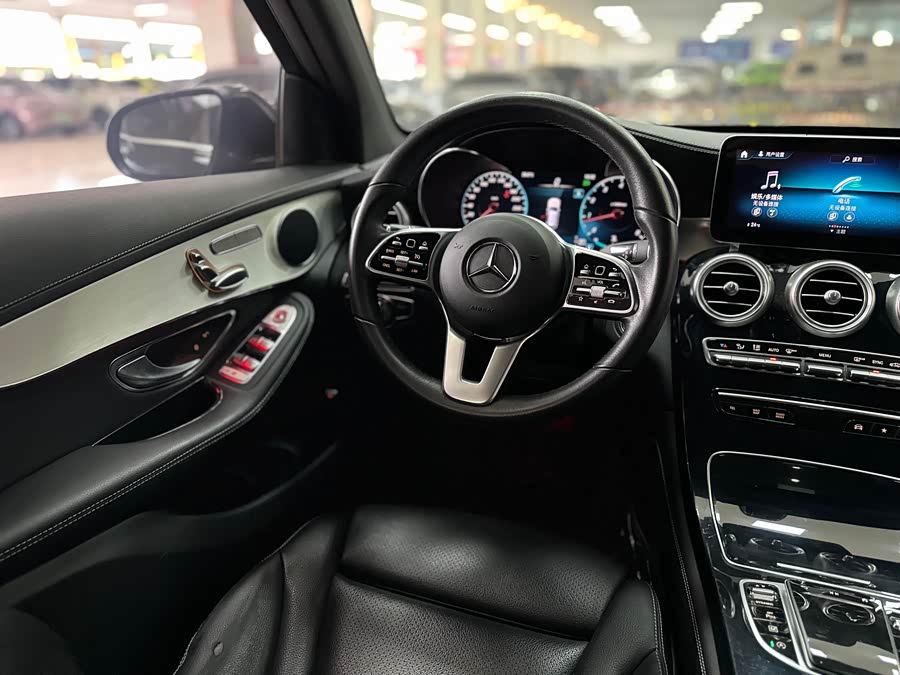 Mercedes-Benz GLC 2021 — фото 14