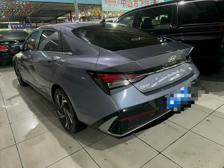 Hyundai Elantra 2023