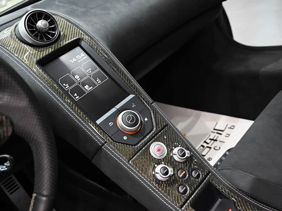McLaren 650S 2014 — фото 12