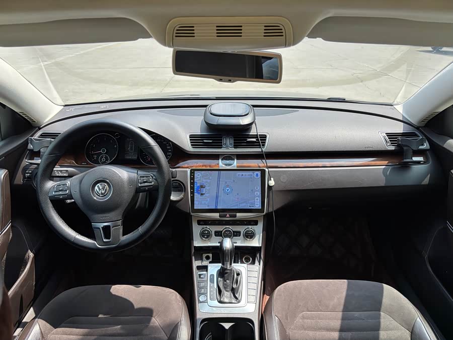 Volkswagen Magotan 2012