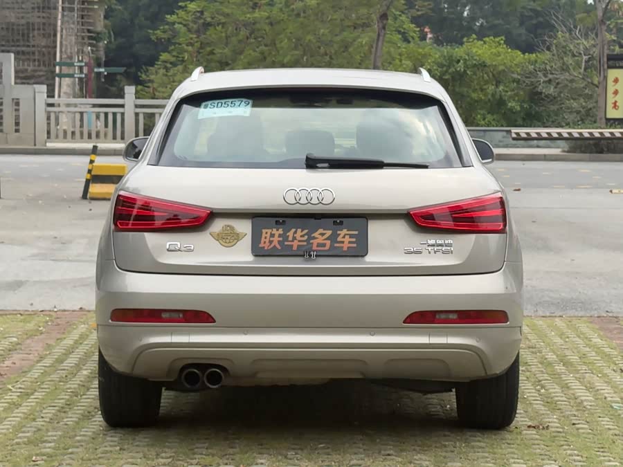 Audi Q3 2015
