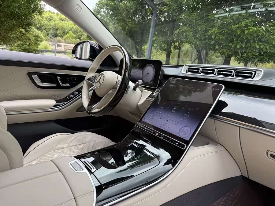 Mercedes-Benz Maybach S-Class 2023 — фото 12