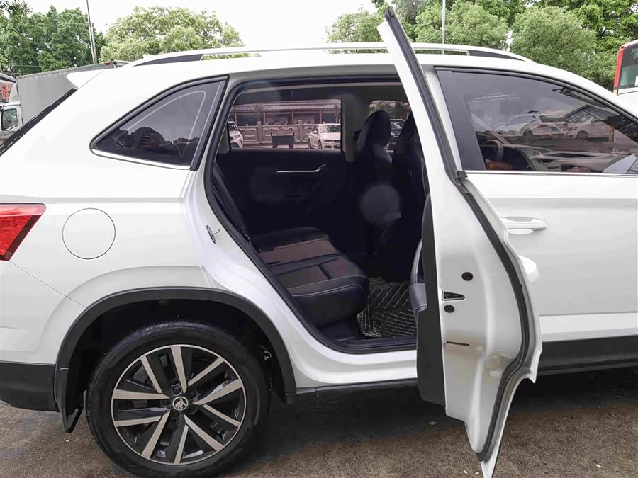 Skoda Kamiq 2023 — фото 18
