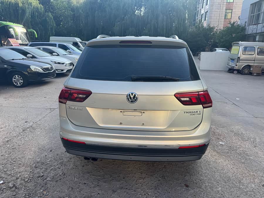 Volkswagen Tiguan L 2017