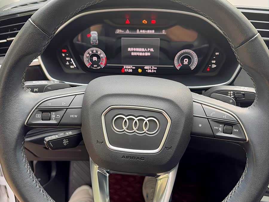 Audi Q3 2023 — фото 11