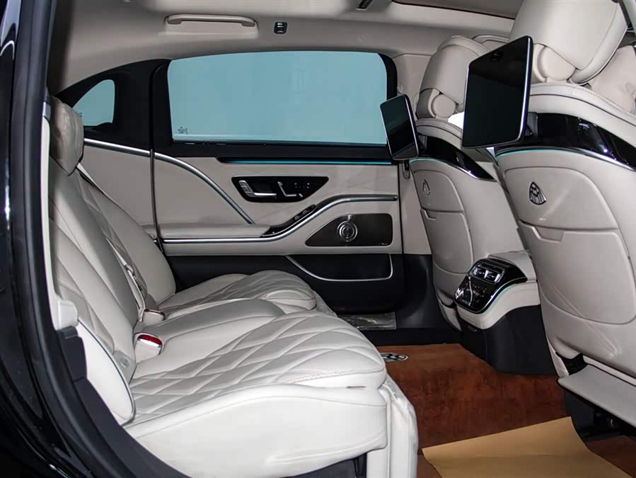 Mercedes-Benz Maybach S-Class 2021 — фото 17