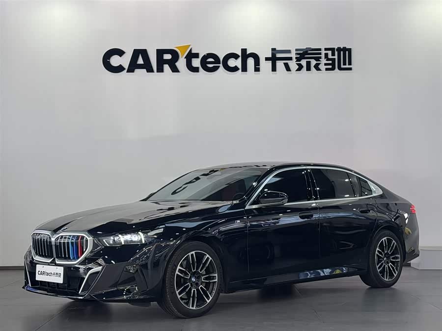 BMW 5 Series 2025