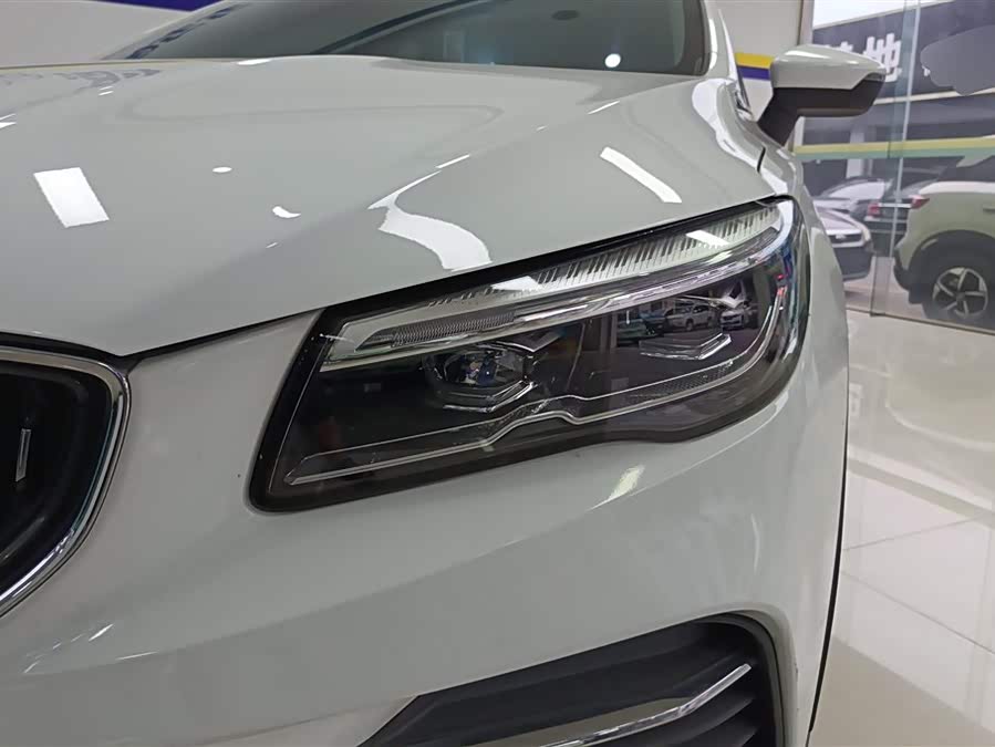 Geely Emgrand S 2022