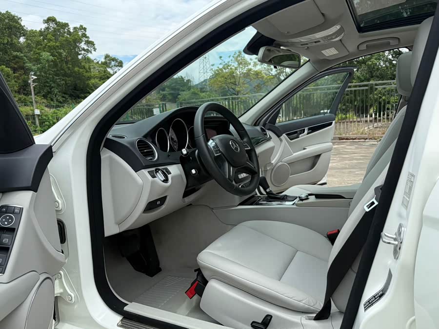 Mercedes-Benz C-Class 2013