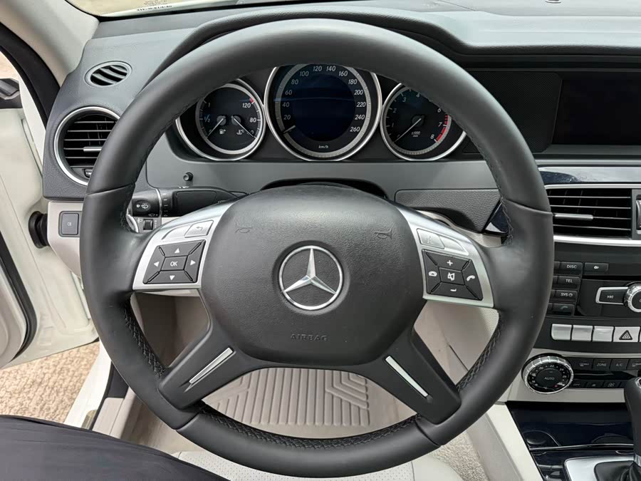 Mercedes-Benz C-Class 2013