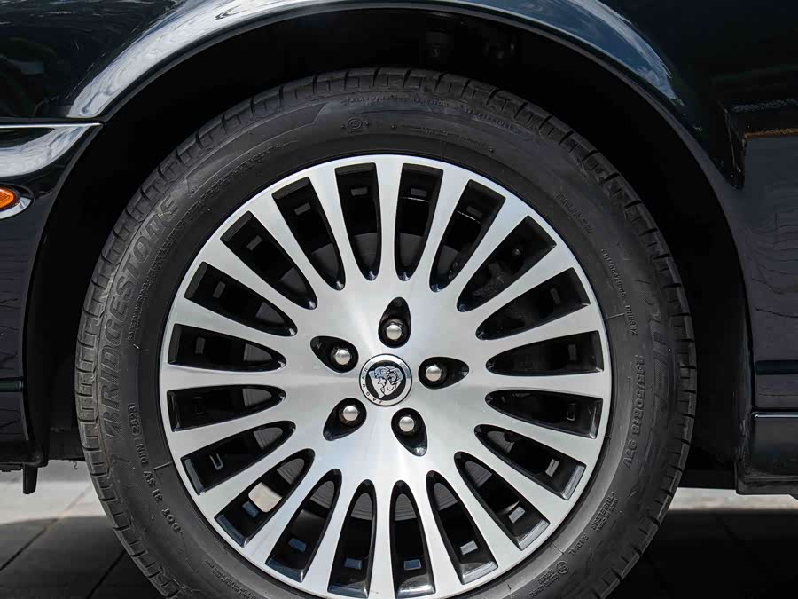 Jaguar XJ 2005