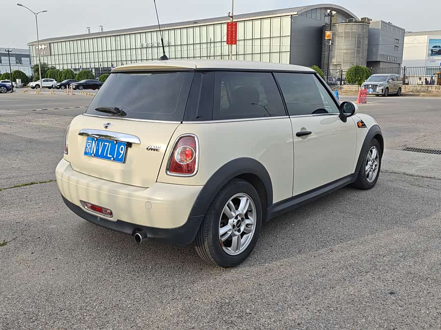 MINI MINI 2013
