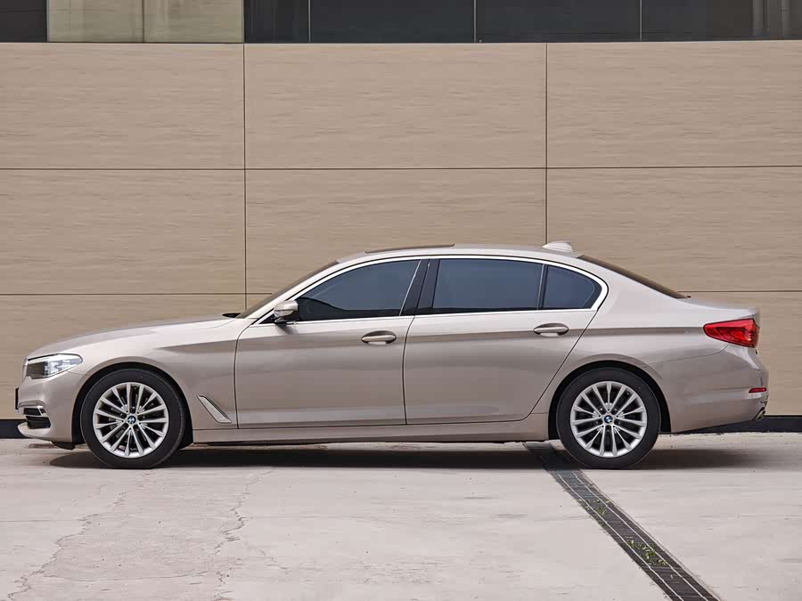 BMW 5 Series 2020