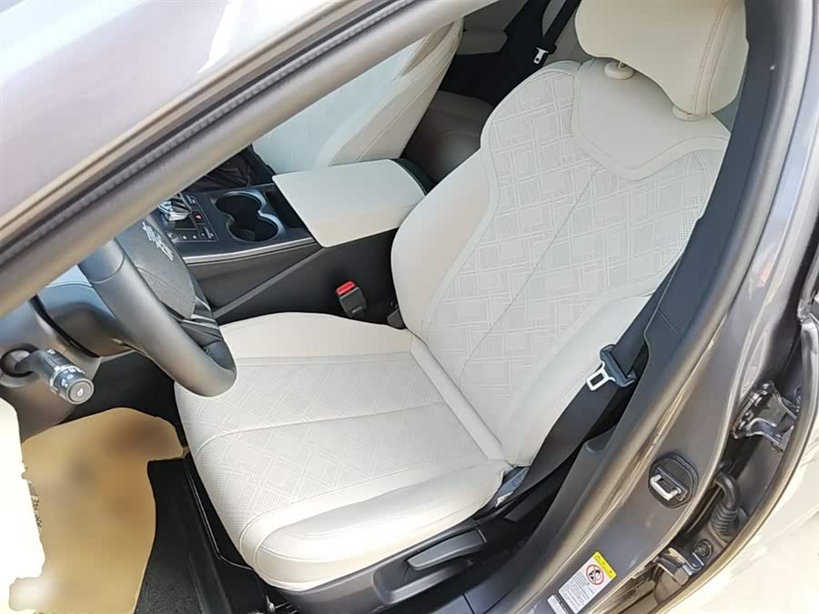 BYD Qin PLUS 2025 — фото 15