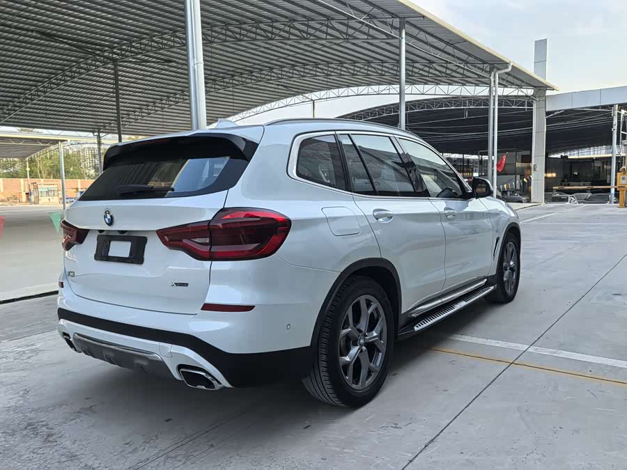 BMW X3 2021