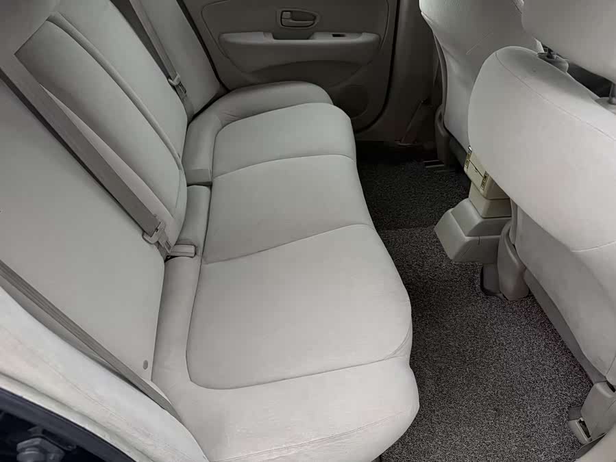 Nissan Sylphy 2012 — фото 10