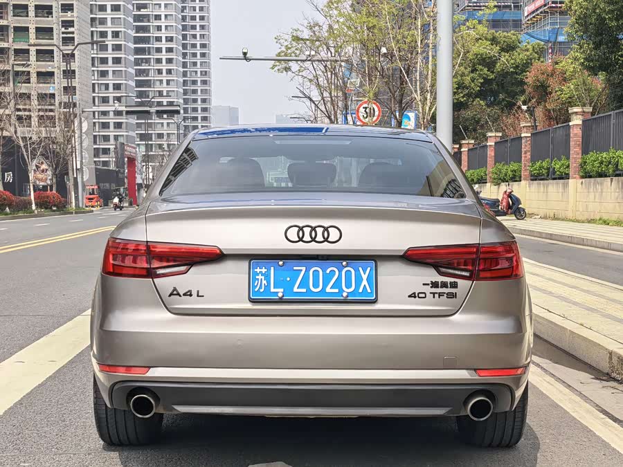 Audi A4L 2017 — фото 12