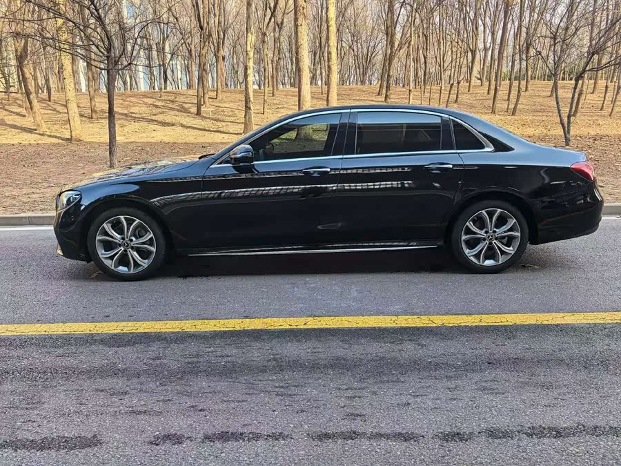 Mercedes-Benz E-Class 2021