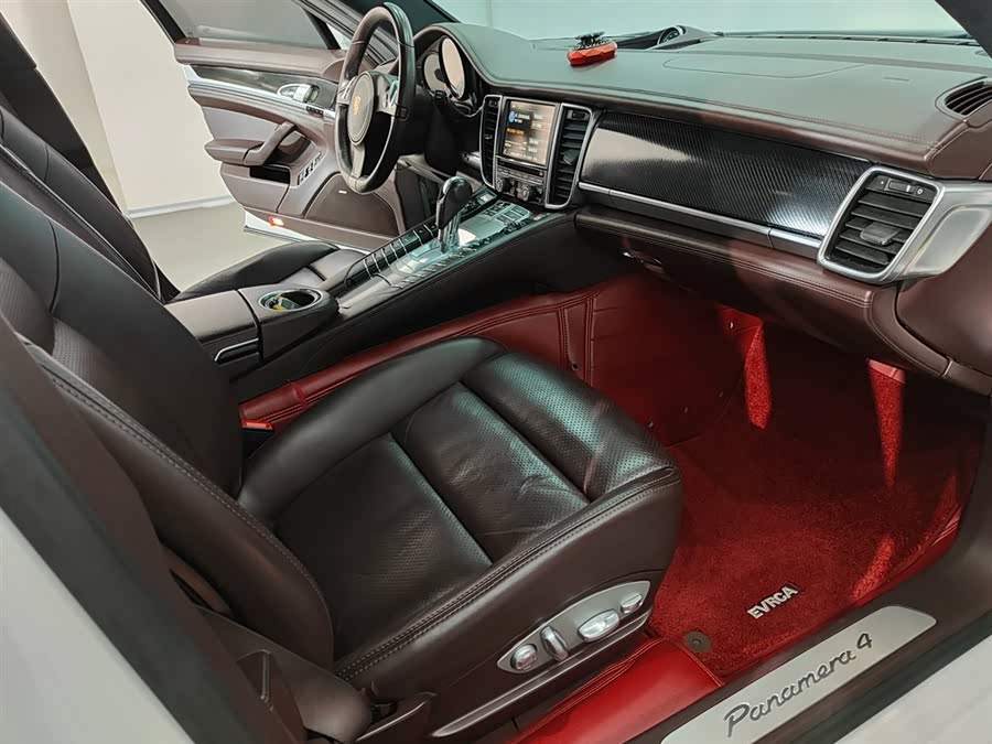 Porsche Panamera 2014
