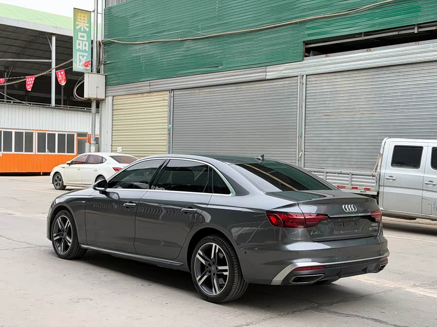 Audi A4L 2020