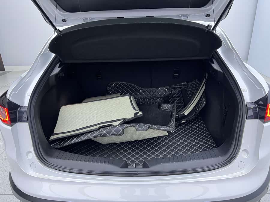 Mazda CX-4 2021