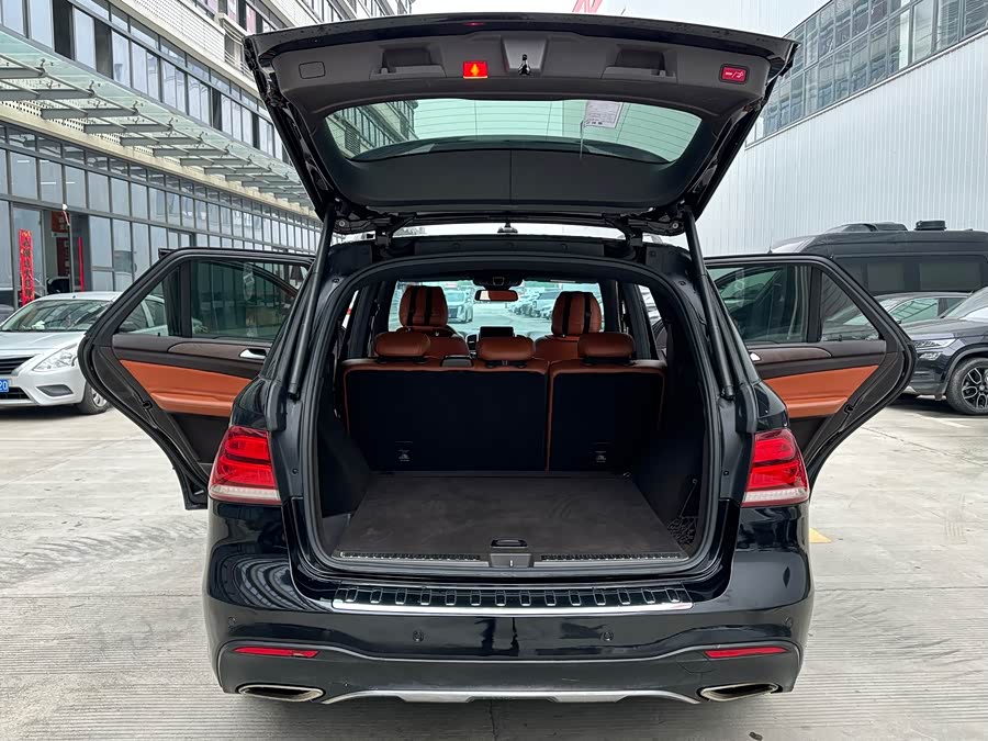 Mercedes-Benz GLE 2015 — фото 8