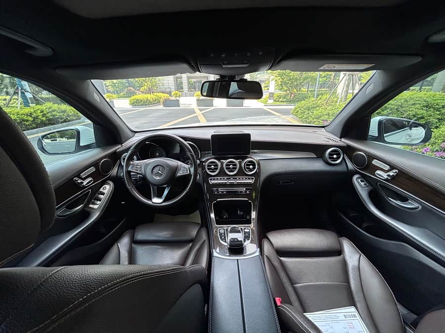 Mercedes-Benz GLC 2019 — фото 17