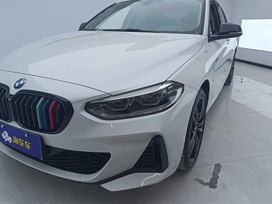 BMW 1 Series 2021