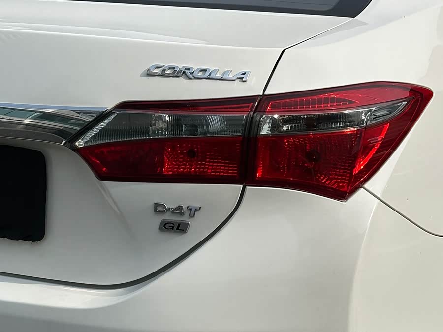 Toyota Corolla 2017 — фото 20