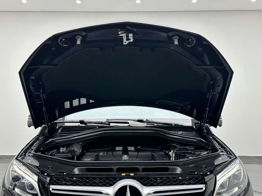 Mercedes-Benz GLE 2016 — фото 26