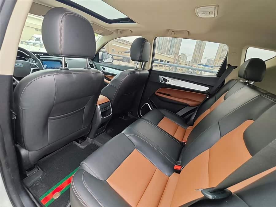 Geely Vision X6 2019 — фото 14
