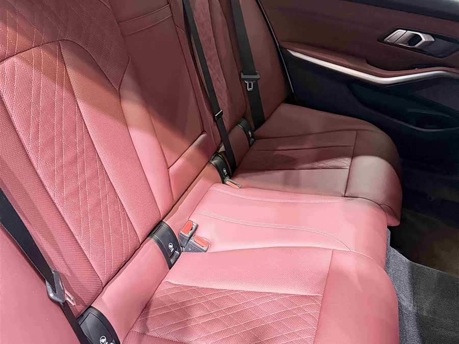 BMW 3 Series 2022 — фото 13