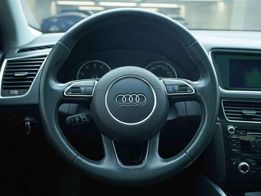 Audi Q5 2018 — фото 17