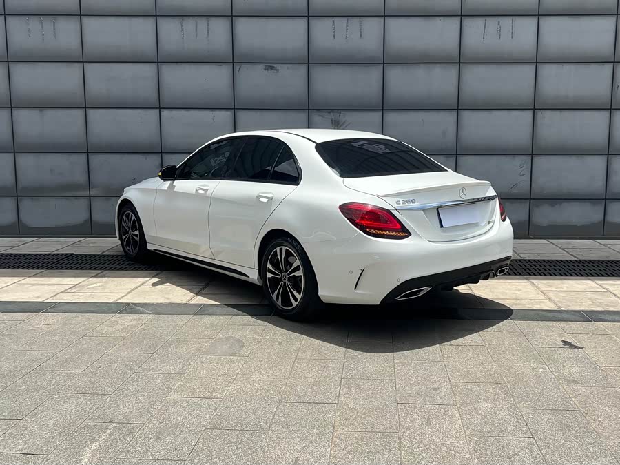 Mercedes-Benz C-Class 2019 — фото 10