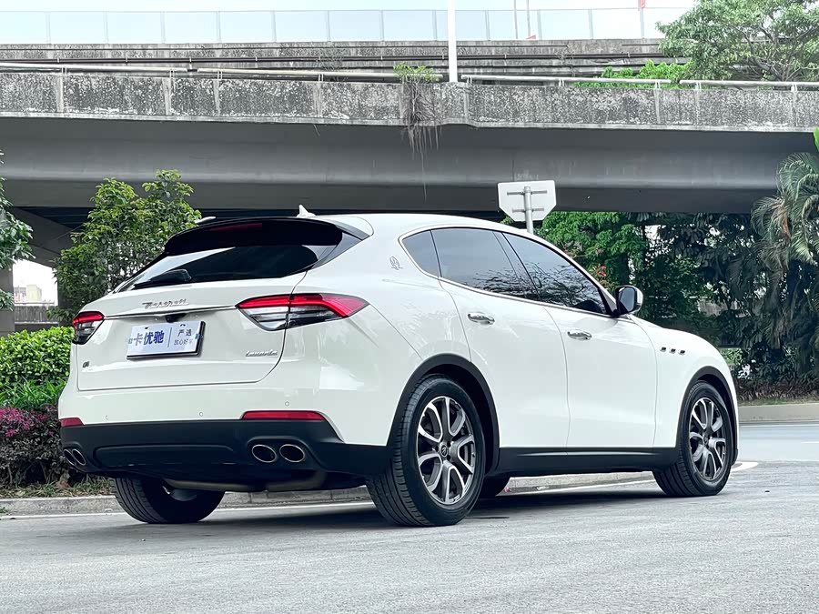 Maserati Levante 2021 — фото 10