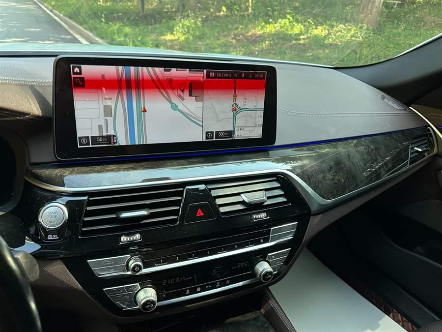 BMW 5 Series 2022