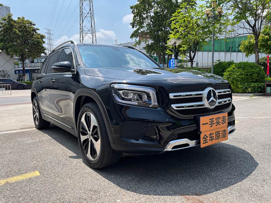Mercedes-Benz GLB 2023