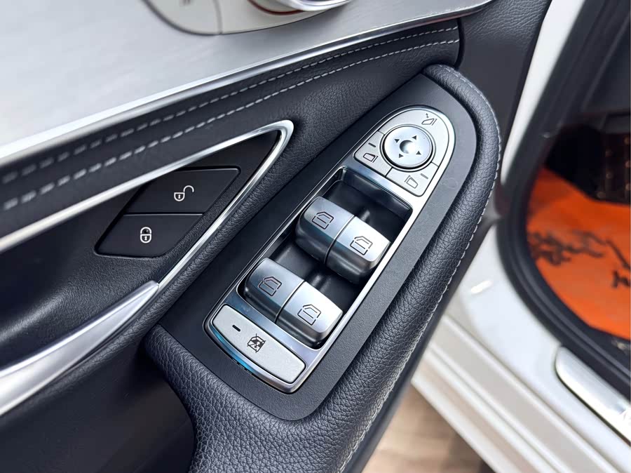 Mercedes-Benz C-Class 2017