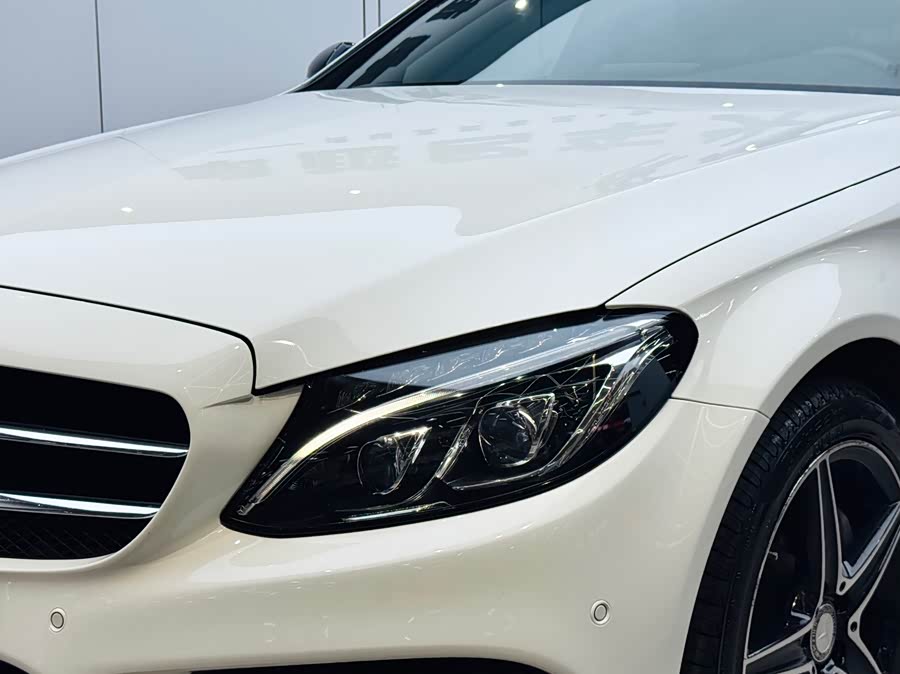 Mercedes-Benz C-Class 2017