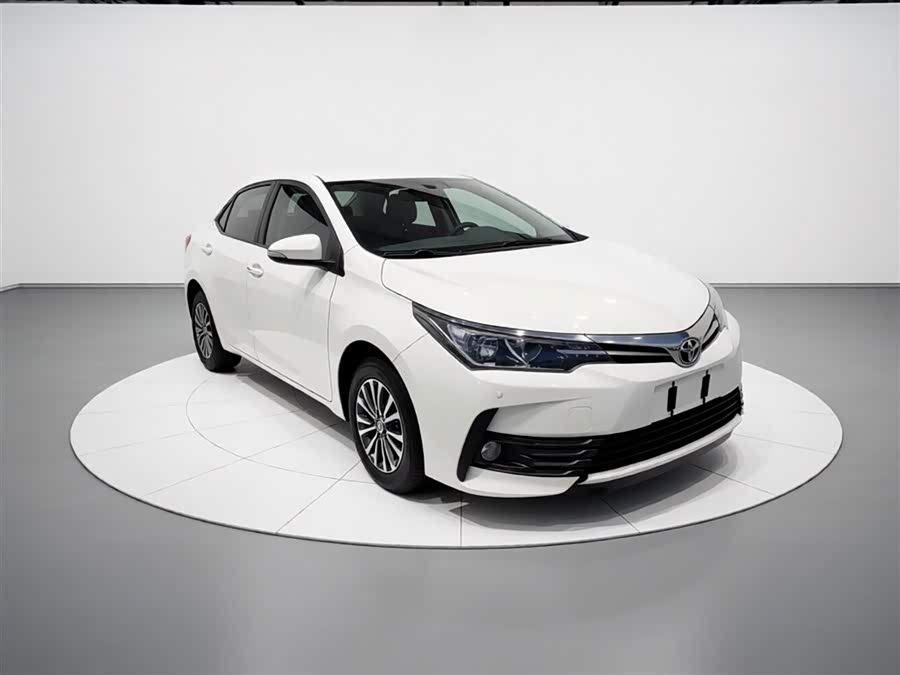 Toyota Corolla 2018 — фото 22