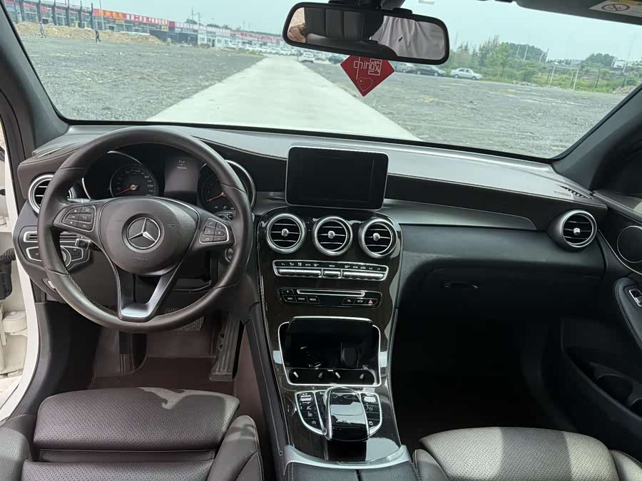 Mercedes-Benz GLC 2019