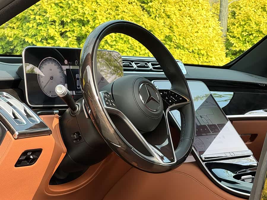 Mercedes-Benz Maybach S-Class 2025 — фото 13