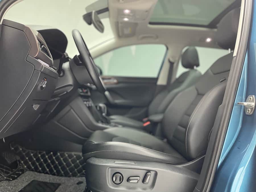 Volkswagen Tuyue 2019