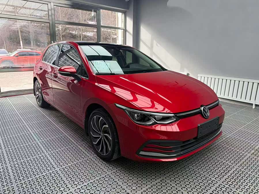 Volkswagen Golf 2021