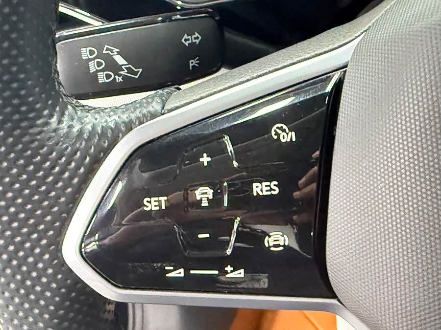 Volkswagen Passat 2023 — фото 11