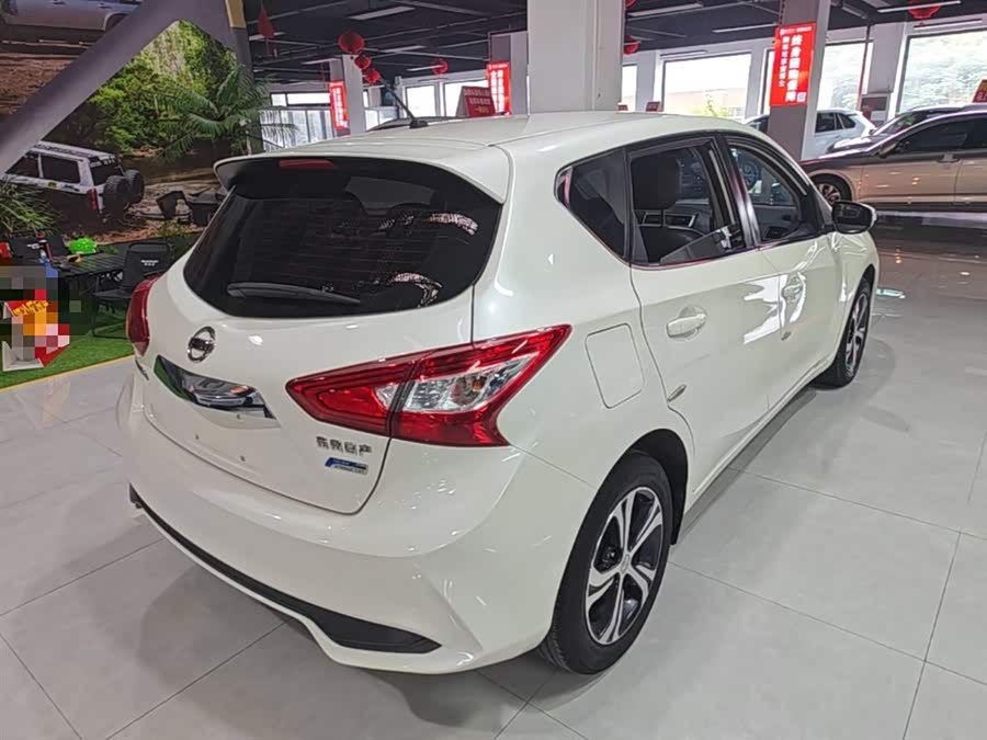 Nissan Tiida 2016
